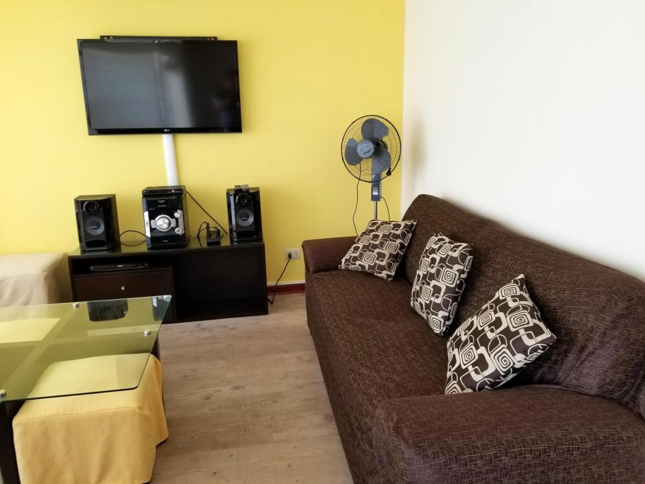 Miraflores Rentals Larcomar Лима Экстерьер фото